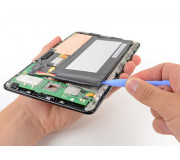 Заміна батареї планшета